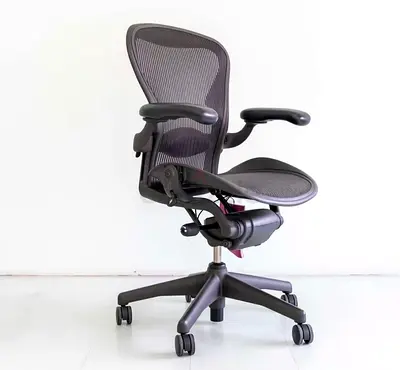 Selling for Herman Miller Areon classic chair size B size and C available
