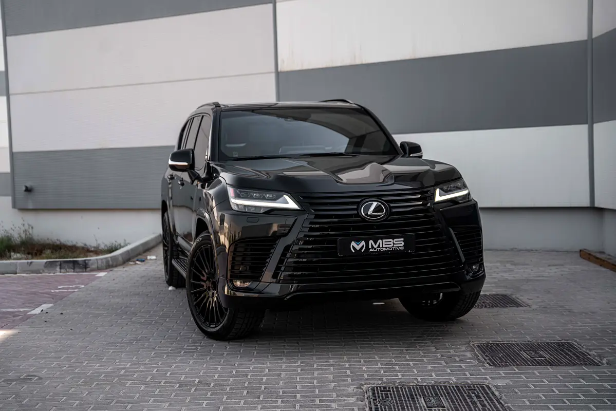 Lexus LX-Series 2026 — photo 1 of 20