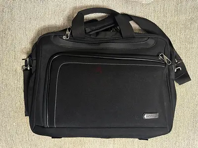 Black American tourister Laptop Briefcase / Business Bag - Excellent Condition
