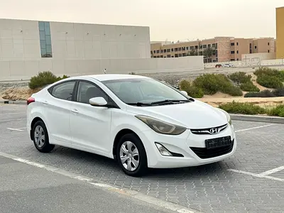 Hyundai Elantra 2015 GCC Specs - Well Maintained