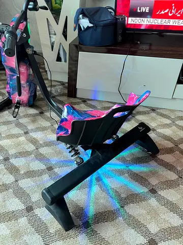 Kids Ride-on Scooter with Light-up Deck and Adjustable Seat