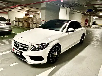 MB-C200-AMG-GCC-Full Service History-Under Warranty-Zero Accidents-Fully Loaded