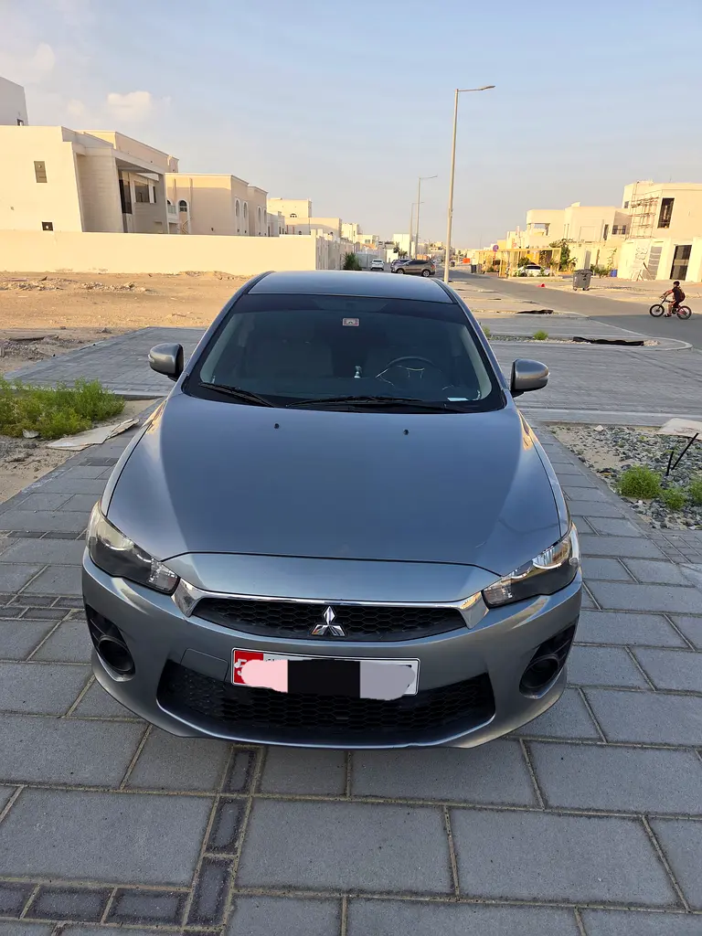 Mitsubishi Lancer 2016 — photo 1 of 7