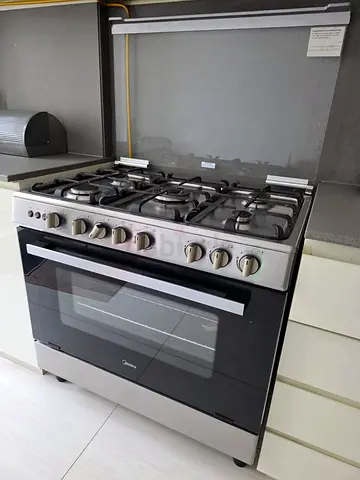 Midea 90CM Gas Cooker Oven + Rotisserie