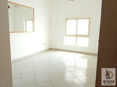 Huge 1 Bedroom Apartment 2 Bathrooms Balcony Free Parking Close To Beach In Just 35k