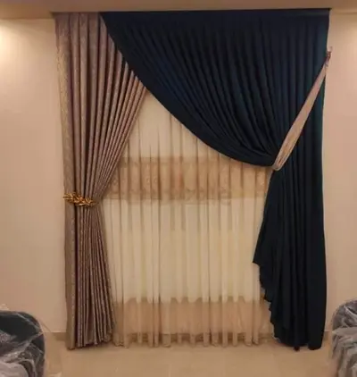 CURTAIN  BLINDS