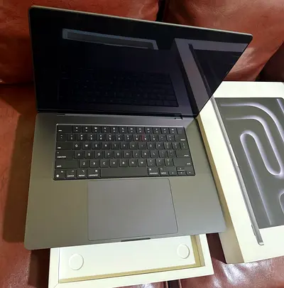 MacBook Pro 16” M4 Max 48GB 1TB 40 Core