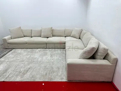 Like new condition oc home corner sofa