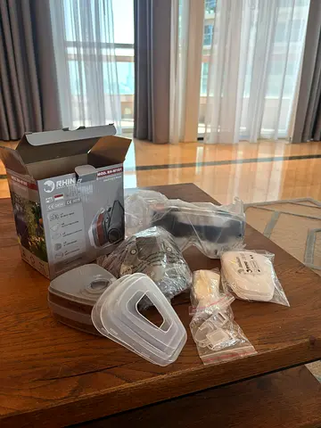 Half face mask kit (Rhino RH-M101) – new, packed