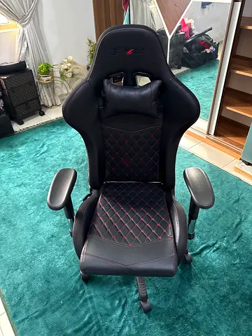 Black Racing-Style Gaming Chair with Lumbar and Neck Pillow