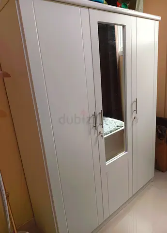 Wardrobe 3 Door