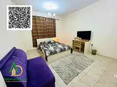 Spacious studio in a vibrant area, close to all essential services including restaurants, medical ce