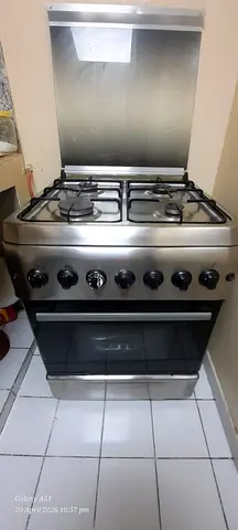 Stainless Steel 4-Burner Gas Cooker with Oven - Good Working Condition