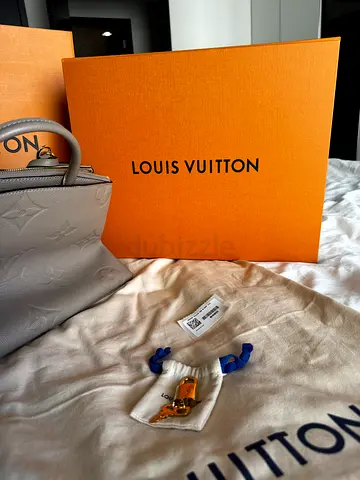 Louis Vuitton Grand Palais MM Empreinte Leather – Tourterelle – Full Set – Authenticated