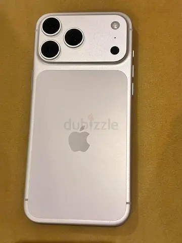 Iphone 17 pro max 256gb Display Changed From Third Party