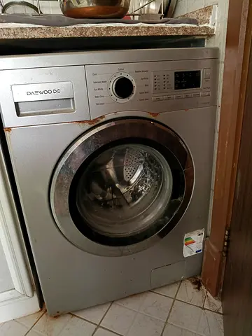 9kgs Daewoo front-load washing machine - used
