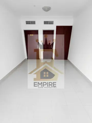 SPACIOUS BRIGHT APPARTMENT//MASTER ROOM NICE WARDROBE// FAMILY BULIDING//FREE GYM & POOLAND KIDS PLAY//EASY CLOSE EXIT TO DUBAI