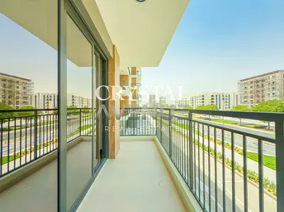 Exclusive | Boulevard View | Vacant | Kitchen with Appliances