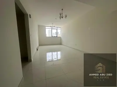 بباركينج مجانى مع 15 يوم مجانى متاح شقة غرفتين وصالة للايجار السنوى بالشارقة باطلالة مفتوحة الغرف ماستر وبلوكيشن متميز فى التعاون