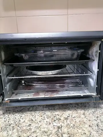 Countertop toaster oven (used) - working