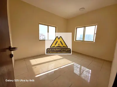بسعر ممتاز جدا و مناسب للجميع مع صيانه مجانا ع المالك موقع ممتاز جدا بنايه عائلات