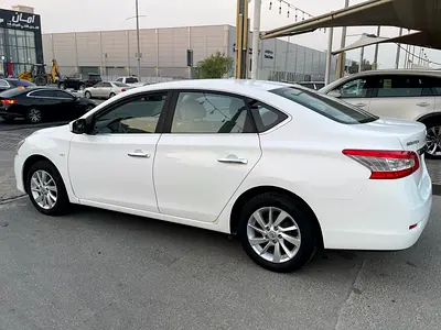 2017 Nissan SENTRA photo 3