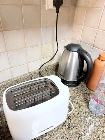 Used 2-Slice Toaster (White) - Good Working Condition