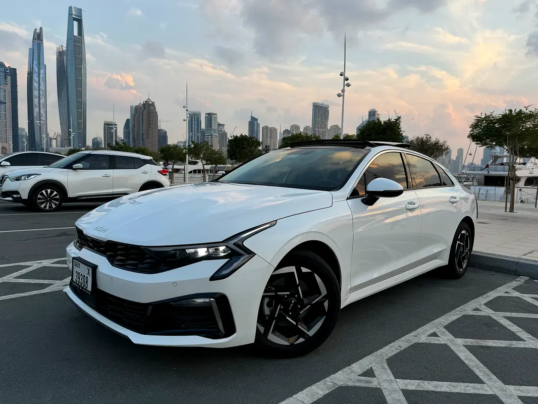 Kia K5 2024 — photo 1 of 13