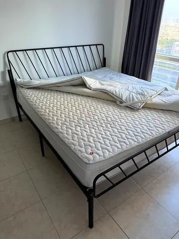 King Bed With Mattress