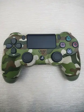 Sony PS4 Dual Shock Controller Green Camoflage CUH-ZCT2J in an Excellent Condition