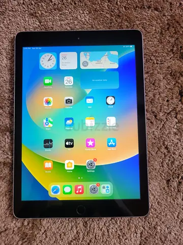 ipad 5th generation  32GB ( fixed price)
delivery  available