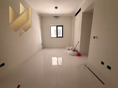 للايجار السنوي غرفه وصاله بالزاهيه تاني ساكن مساحات كبيره وتشيبطبات رائعه