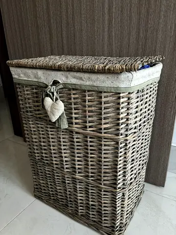 Rectangle storage basket with lid, price 85 AED