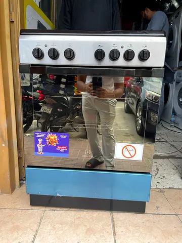 Indesit electric cooker  60×60cm good working