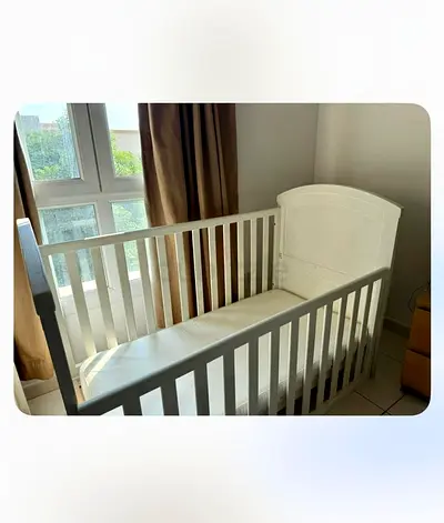 baby crib