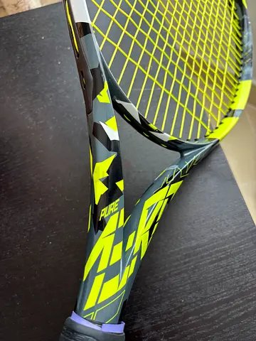 Babolat Pure Aero 100 tennis racquet