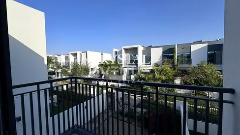 فيلا من 3 غرف نوم | لا روزا 3 | حديقة خاصة | وجهات نظر المجتمع