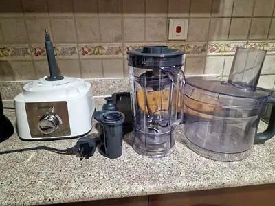 Kenwood food processor + blender attachments. Great working order