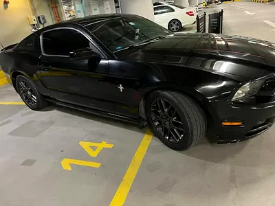 Ford Mustang 2013 V6 3.7L | American Specs | Black | Well Maintained