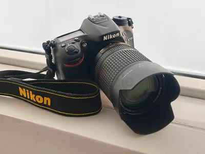 Nikon D7100 Bundle - Low Shutter Count: 10,622 (rated for 150,000)