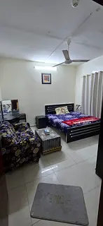 Family Flat only for Couple available,  Ready to Move,  Neat and Clen in  this flat, Child No allow