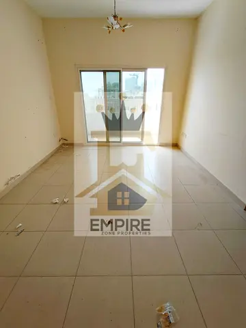 SPACIOUS BRIGHT APPARTMENT // BALCONY WITH OPEN VIEW // NICE WARDROBE// FAMILY BULIDING//FREE GYM & POOL//EASY CLOSE EXIT TO DUBAI