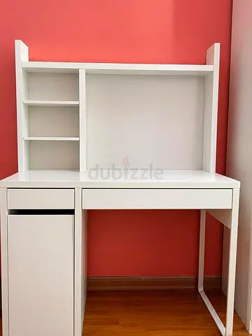 Study table white