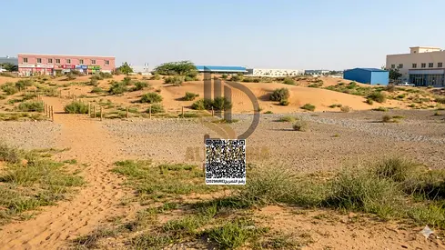 🏭 Industrial Land for Sale – Umm Al Thuoob Prime location in a growing industrial area near main roads. Plot size 12,000 sq.ft with permit G+Mezzanin