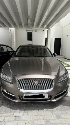 Jaguar XJ L