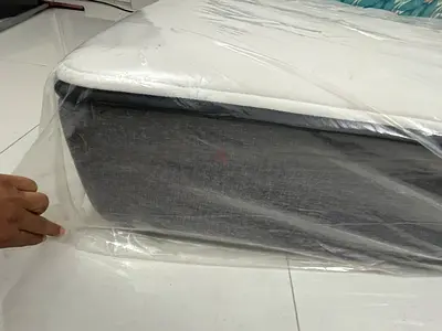 PAN LUXE POCKETED SPRING MATTRESS - 29 CMS-200X210 With attached Memory Foam