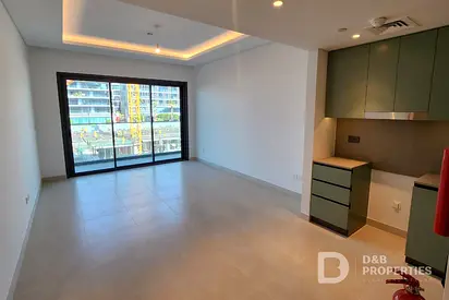 Motivated Seller | Vacant | Resale | One Bed