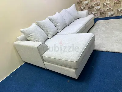 Like new condition the one brand Kingston lshape sofa