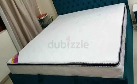 King size 180x200cm mattress with pillow top foam.  Same day delivery available