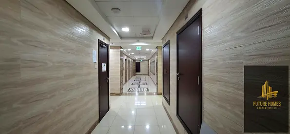 Lavish 2bhk with free parking on prime location